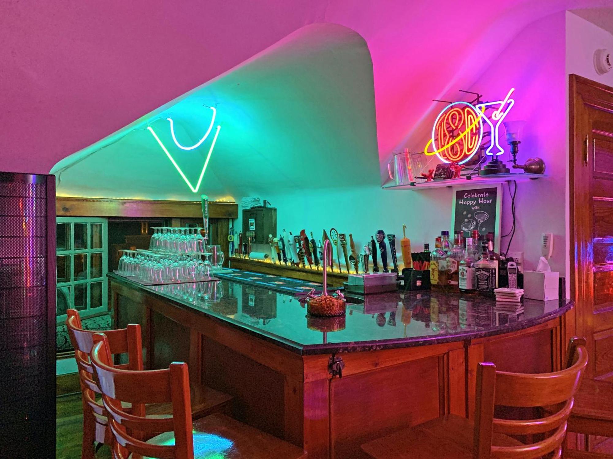 Mike & Allen'S Place On The Park_2 Columbus Bagian luar foto